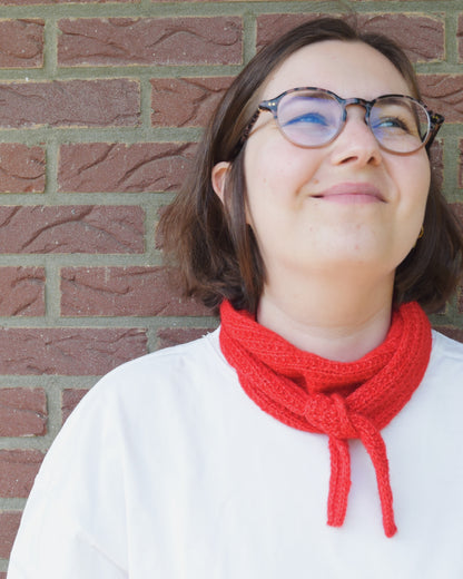 GLORIA scarf (EN)