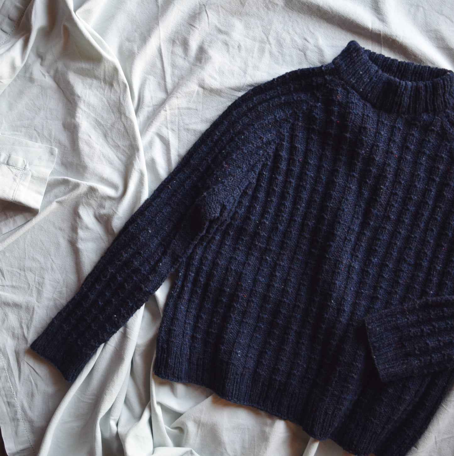 AMATUS sweater (EN)