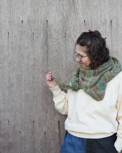 SISU shawl (EN)